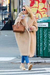 nicky-hilton-in-a-brown-teddy-bear-coat-in-downtown-manhattan-03-08-2021-4.jpg