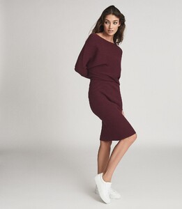 off-the-shoulder-knitted-dress-womens-lara-in-berry-red-pink-purple-2.thumb.jpg.417c210768d1e38f1a62cc25abc6213e.jpg