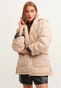 oversize-kapitone-puf-mont_ivory-krem_1_enbuyuk.jpg