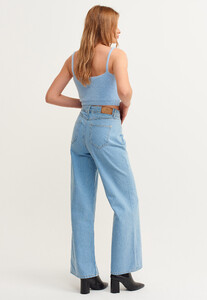 pamuklu-wide-leg-denim-pantolon_light-denim-mavi_5_enbuyuk.jpg