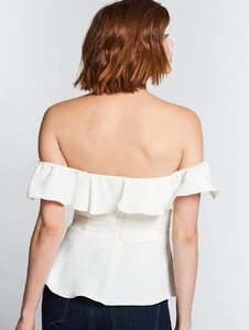 petit-vour-amanda-uprichard-romola-top-ivory-v3-0788.jpg