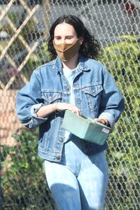 rumer-willis-in-double-denim-out-in-los-angeles-03-08-2021-1.jpg