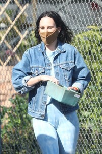 rumer-willis-in-double-denim-out-in-los-angeles-03-08-2021-1.jpg