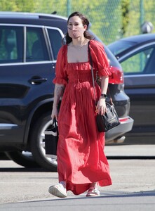 rumer-willis-out-in-beverly-hills-03-28-2021-0.jpg