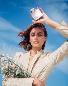 taylor_hill_159889574_719344782090765_2382825187706559639_n.jpg