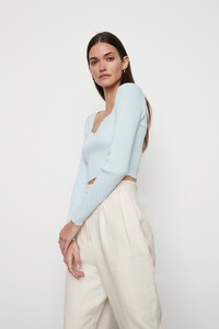 the-lyon-knit-powder-blue-atoir_16052303556x61jzp8ru.jpg