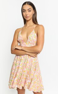 tn-augustinadressinflowerfield.jpg