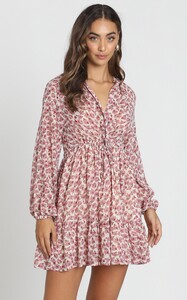 tnpetrachiffonsmockdressinwhitefloral.jpg