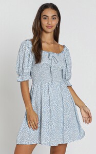 tnxanderdressinblue.jpg