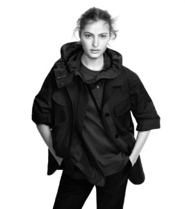uniqlo.thumb.jpg.e36142e1aa7a4103936f113af5775278.jpg