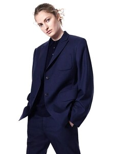 uniqlo1.thumb.jpg.9398ccd87ae6ed43829da52db021793f.jpg