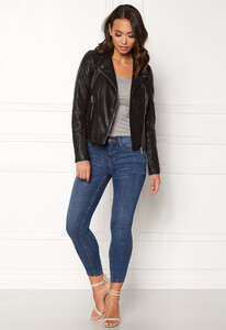 vero-moda-kerri-short-pu-jacket-black_1.jpg