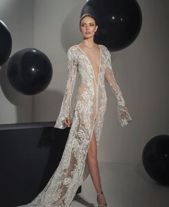 zoogbridalstudio_119613390_618871155466776_4471902933056722433_n.jpg
