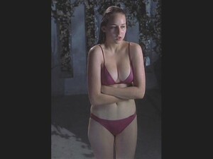 0001192054070_06_leelee-sobieski-glass-house-bikini-007.jpg