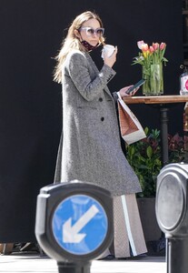      oli210421BZNimage103.jpg