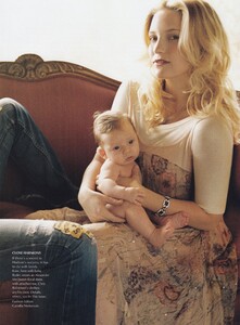 1048624600_Testino_US_Vogue_June_2004_02.thumb.jpg.bef8c731d073bb6483f8d89dcbc9cf59.jpg