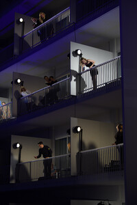        hol160421BZNimage6.jpg