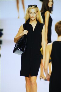 1250956883_ralph-lauren-ss-1996(20).thumb.jpg.deadafe483a3c4a181a662da8bc16e72.jpg