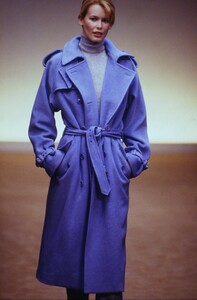 1329144258_ralph-lauren-fw-1996(2).thumb.jpg.6a21188ffabfab82818753b33745b9c2.jpg