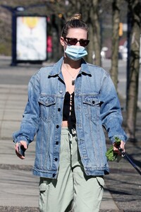        rei160421BZNimage101.jpg
