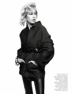 Vogue Paris No. 1017 - h Mai 2021-7.jpg