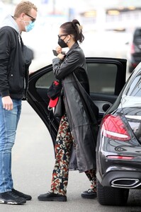        bel150421BZNimage110.jpg