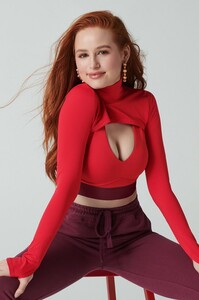 156971306_madelaine-petsch-26.jpg