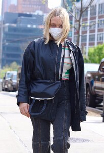 sev250421BZNimage7.jpg