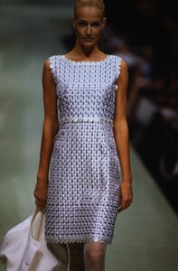 174404614_ValentinoCoutureSpring1996(33).thumb.jpg.7c6ea5e4dc104f2d5d2bed55ed9c4693.jpg