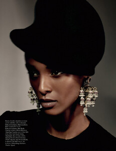 Vogue Paris No. 1017 - n Mai 2021-9.jpg