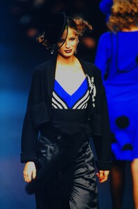 1854972550_anja(2).thumb.jpg.46e7fc1a051bc9e87dfa3f836f71c87c.jpg