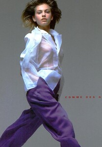 1902700316_mag1989-02vogue_ItphJCalderaro-05.thumb.jpg.a17477d8c79041f4dbc2575c5669c729.jpg