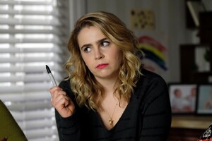 1x10-Remix-Annie-good-girls-41309099-1260-840.jpg