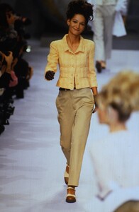 311938063_ChanelSpring1996(2).thumb.jpg.3d18908a19e556d893a16342e10c4755.jpg