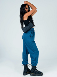 3_e8cc715e-f729-4270-bc5f-1cf09e5d6189_1800x.png
