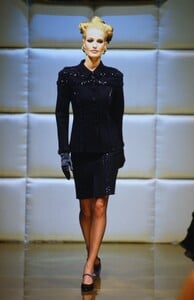 405480468_valentino-hc-fw-1995(12).thumb.jpg.efae1524b1de9eaaa022232407a1d3b6.jpg