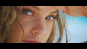 CALZEDONIA  SUMMER - Global Campaign-00.00.05.443.png