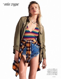 Vogue Paris No. 1017 - n Mai 2021-page-005.jpg