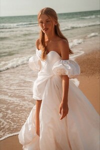 Angel _ S_S 2021 Bridal Collection _ Ohad Krief Haute Couture _ Wedding Gown Details Inspiration.jpg