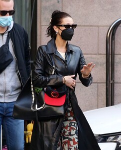        bel150421BZNimage108.jpg
