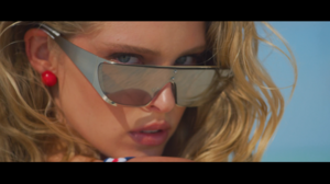 703075507_CALZEDONIASUMMER-GlobalCampaign-00_00_15_225.thumb.png.da6b0cd8921814b67a5649403449f819.png