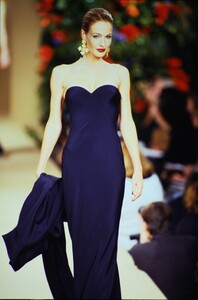 854899556_ysl-hc-spring-1997(20).thumb.jpg.9fdd0ba30b8ef0f5548cec74cbb93965.jpg