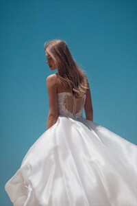 Lily _ S_S 2021 Bridal Collection _ Ohad Krief Haute Couture _ Wedding Gown Details Inspiration.jpg