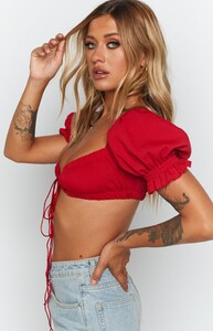 ALANNAH_CROP_TOP_RED-118_660x1024_crop_bottom.thumb.jpg.778c94e525fc334add392ae3da644294.jpg