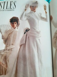 BridesUKSpringPreview86edit2.thumb.jpg.f2cf5ac5b6d99d8f2a6beeab7d72b79a.jpg
