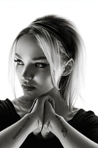 Dove-Cameron-Nude-Sexy-The-Fappening-Blog-1.jpg