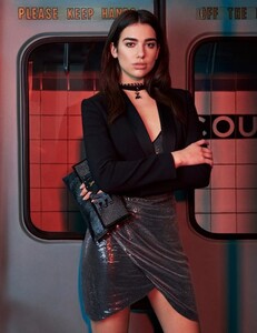 Dua-Lipa_-Patrizia-Pepe-Shoot-2018--02-662x859.jpg