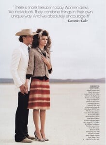 Elgort_US_Vogue_February_2004_03.thumb.jpg.32555f80b7776cfba879f6fdf97e0e61.jpg