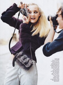 Elgort_US_Vogue_October_2004_03.thumb.jpg.45cb286911704741be768ecc0c48c472.jpg