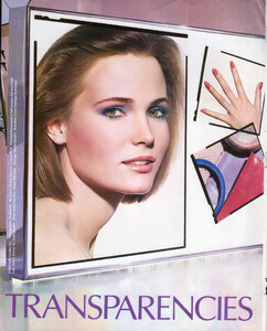 EsteeLauderTransparenciesAdTheNYTimesMagPart2FashionsOfTheTimesUS030385c.thumb.jpg.325ea3950b623af9ce3b8c8fad763968.jpg